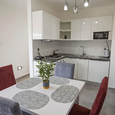 Nemo Fm By Holidaykeys Apartman Kerínia